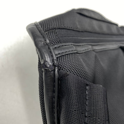 【中古品】【メンズ/レディース】 DIESEL ディーゼル METAL LOGO SHOULDER BAG D253150 メタル ロゴ ショルダーバッグ カバン 鞄 188-260715-as-24-izu カラー：ブラック 万代Net店