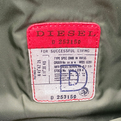 【中古品】【メンズ/レディース】 DIESEL ディーゼル METAL LOGO SHOULDER BAG D253150 メタル ロゴ ショルダーバッグ カバン 鞄 188-260715-as-24-izu カラー：ブラック 万代Net店