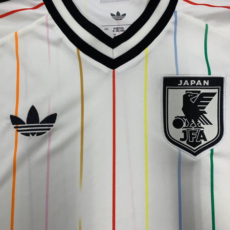 【中古美品】【メンズ】 ADIDAS アディダス JN1872 JAPAN NATIONAL TEAM 2026 AWAY REPLICA JERSEY ジャパン ナショナル チーム アウェイ レプリカ ジャージ トップス 半袖 148-260711-cs-01-izu サイズ：2XL カラー：OFFWHITE/BLACK 万代Net店