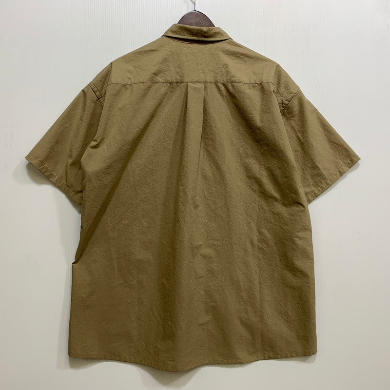 【中古品】【メンズ】 NANGA ナンガ NW2211-1H228 DOT AIR CLOTH COMFY SS SHIRT エアクロスコンフィー ショートシャツ 半袖 トップス 144-260718-yn-10-izu サイズ：L カラー：カーキ 万代Net店