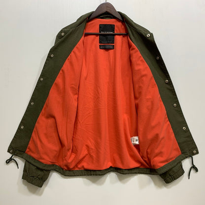 【現状渡し品】【メンズ】 DEUS EX MACHINA デウス エクス マキナ DMP967780 "DEUS EX MACHINA MOTORCYCLES" COACH JACKET コーチ ジャケット アウター 142-260718-yn-12-izu サイズ：S カラー：カーキ/オレンジ 万代Net店