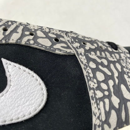 【中古品】【メンズ】 NIKE ナイキ CZ0790-001 AIR JORDAN 1 RETRO LOW OG BLACK CEMENT エア ジョーダン 1 レトロ ロー ブラック セメント スニーカー 靴 160-260713-kh-07-izu サイズ：28.5 カラー：BLACK/MUSLIN-TECH GREY-WHITE 万代Net店