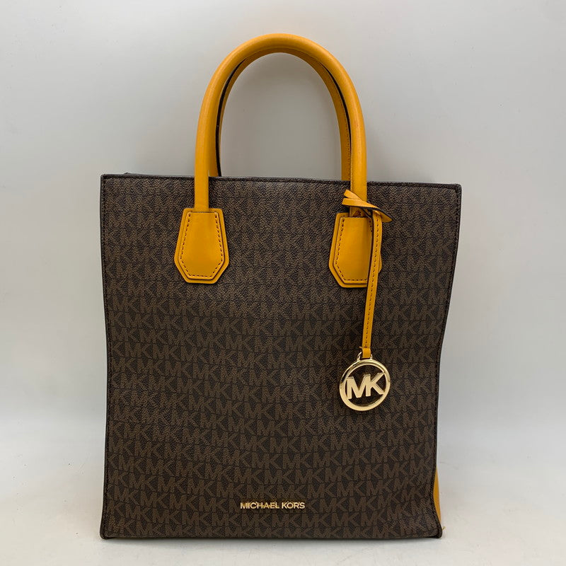 【中古品】【レディース】 MICHAEL KORS マイケルコース 35F1GM9T8B MK SIGNATURE 2WAY SHOPPER TOTE BAG シグネチャー ツーウェイ ショッパー トート バッグ 鞄 188-260718-yn-01-izu カラー：ブラウン 万代Net店