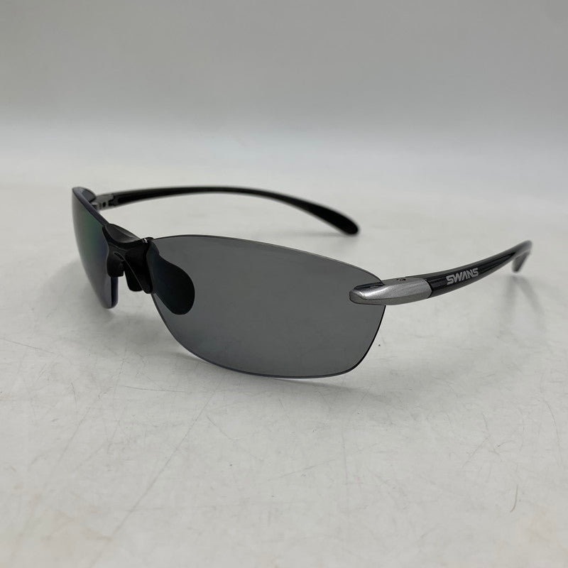 【中古美品】【メンズ/レディース】 SWANS スワンズ SALF-0051 AIRLESS-LEAF FIT SUNGLASSES エアレスリーフ フィット サングラス 203-260718-yn-04-izu サイズ：65口17-140 カラー：ブラック 万代Net店