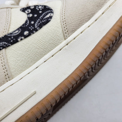 【中古品】【メンズ/レディース】 NIKE ナイキ AIR FORCE 1 07 LV8 DJ4631-200 エアフォース 1 07 LV8 スニーカー シューズ 靴 160-260715-as-18-izu サイズ：26cm カラー：RATTAN/BLACK-RATTAN-PALE IVORY 万代Net店