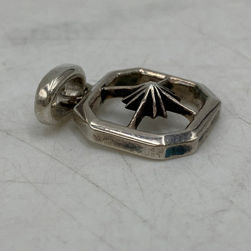 【中古品】【メンズ/レディース】 SAAD サード 925 SUNSYMBOL SQUARE PENDANT TOP サンシンボル スクエア ペンダント トップ アクセサリー 191-260721-cs-19-izu カラー：シルバー 万代Net店