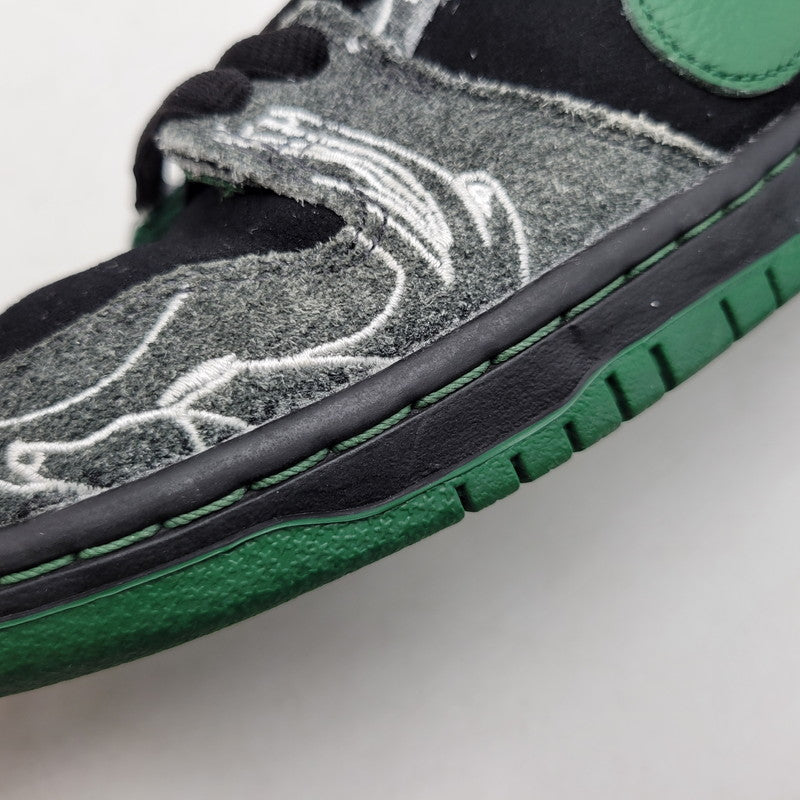 【中古品】【メンズ】 NIKE SB ナイキエスビー ×THERE SKATEBOARDS ゼア スケートボード HF7743-001 DUNK LOW PRO ダンク ロー プロ スニーカー 靴 160-260716-kh-23-izu サイズ：26.5 カラー：BLACK/GORGE GREEN-WHITE 万代Net店