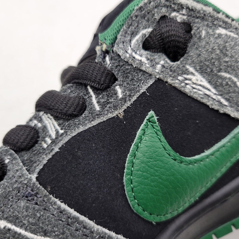 【中古品】【メンズ】 NIKE SB ナイキエスビー ×THERE SKATEBOARDS ゼア スケートボード HF7743-001 DUNK LOW PRO ダンク ロー プロ スニーカー 靴 160-260716-kh-23-izu サイズ：26.5 カラー：BLACK/GORGE GREEN-WHITE 万代Net店