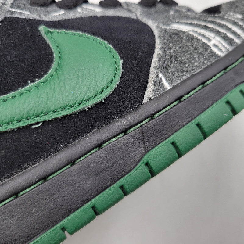 【中古品】【メンズ】 NIKE SB ナイキエスビー ×THERE SKATEBOARDS ゼア スケートボード HF7743-001 DUNK LOW PRO ダンク ロー プロ スニーカー 靴 160-260716-kh-23-izu サイズ：26.5 カラー：BLACK/GORGE GREEN-WHITE 万代Net店