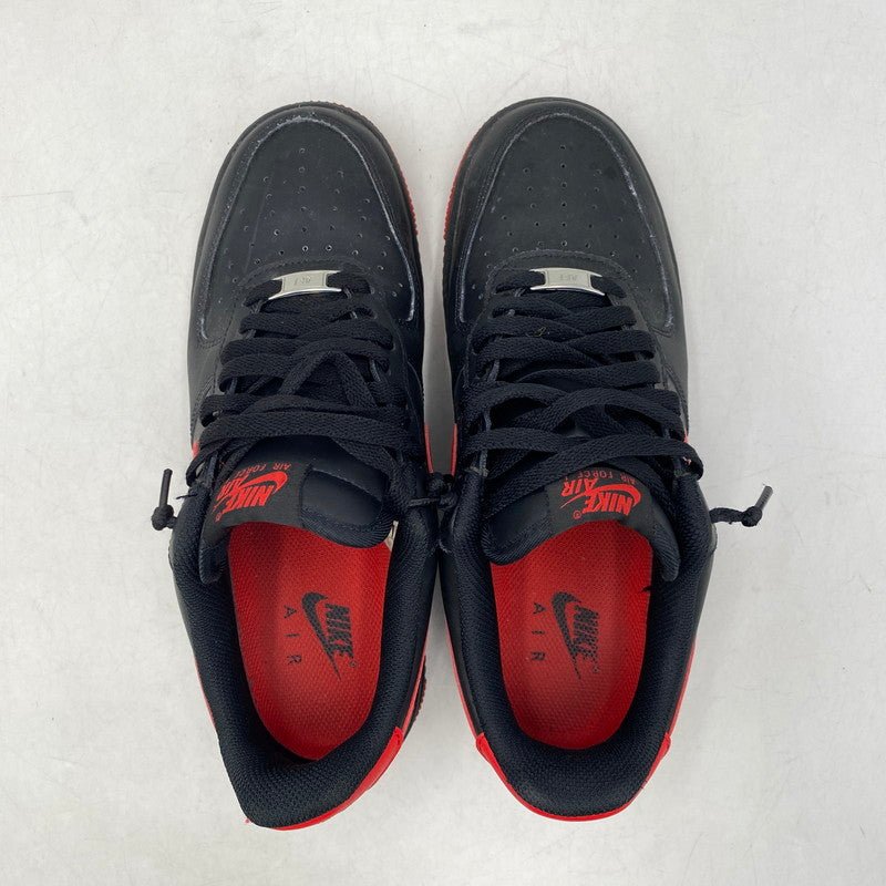 【中古品】【メンズ】 NIKE ナイキ FJ4146-002 AIR FORCE 1 LOW エア フォース 1 ロー スニーカー 靴 160-260720-kh-09-izu サイズ：26.5 カラー：BLACK/BLACK/UNIVERSITY RED 万代Net店