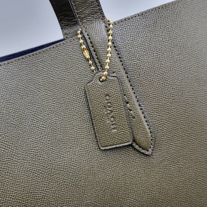 【中古品】【メンズ/レディース】 COACH コーチ HILINE LEATHER TOTE 73307 ハイライン レザー トート バッグ カバン 鞄 180-260718-as-17-izu カラー：カーキ 万代Net店