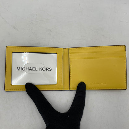 【中古品】【メンズ/レディース】 MICHAEL KORS マイケルコース 36S5LCOF2U LEATHER BILLFOLD WALLET WITH PASS CASE レザー ビルフォールド ウォレット ウィズ パスケース 二つ折り財布 財布 200-260721-cs-17-izu カラー：イエロー 万代Net店