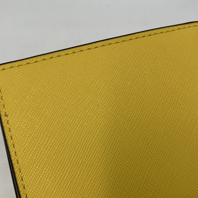 【中古品】【メンズ/レディース】 MICHAEL KORS マイケルコース 36S5LCOF2U LEATHER BILLFOLD WALLET WITH PASS CASE レザー ビルフォールド ウォレット ウィズ パスケース 二つ折り財布 財布 200-260721-cs-17-izu カラー：イエロー 万代Net店