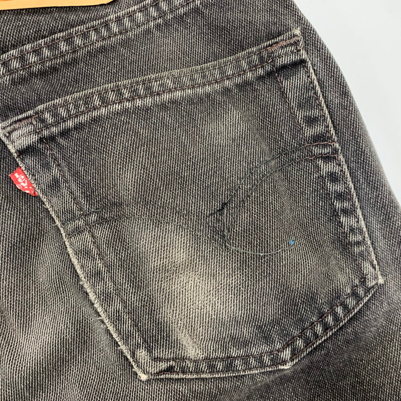 【現状渡し品】【メンズ】 Levi's リーバイス 505 REGULAR FIT STRAIGHT LEG BLACK DENIM PANTS 00505-0260 レギュラーフィット ストレートレッグ ブラックデニムパンツ 刻印585 USA製 157-260721-as-14-izu サイズ：31×30 カラー：ブラック 万代Net店