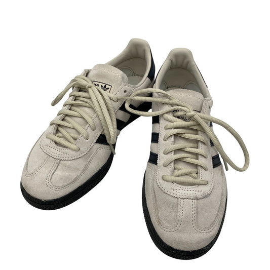 【中古品】【レディース】 ADIDAS アディダス JR3667 HANDBALL SPEZIAL ハンドボール スぺツィアル スニーカー シューズ 靴 166-260721-cs-21-izu サイズ：24.5cm カラー：ALUMINA/CORE BLACK/GOLD METALLIC 万代Net店