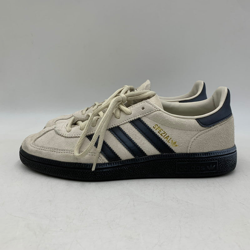 【中古品】【レディース】 ADIDAS アディダス JR3667 HANDBALL SPEZIAL ハンドボール スぺツィアル スニーカー シューズ 靴 166-260721-cs-21-izu サイズ：24.5cm カラー：ALUMINA/CORE BLACK/GOLD METALLIC 万代Net店