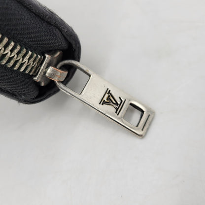 【中古品】【メンズ/レディース】 LOUIS VUITTON ルイ・ヴィトン M97026 CA2111 ユタ ジッピーオーガナイザー 財布 長財布 179-260719-cs-06-izu カラー：ブラック 万代Net店