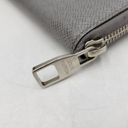 【中古品】【メンズ/レディース】 LOUIS VUITTON ルイ・ヴィトン M32601 CA4132 タイガ ジッピーウォレット ヴェルティカル 財布 長財布 179-260719-cs-04-izu カラー：グレー 万代Net店