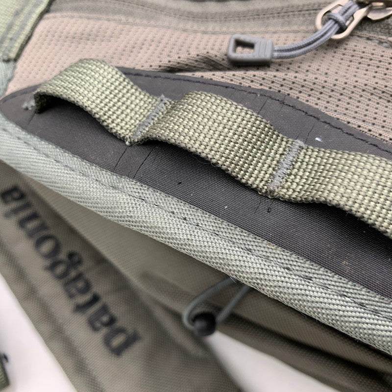 【現状渡し品】【メンズ/レディース】 patagonia パタゴニア STEALTH HIP PACK 48140FA13 ステルス ヒップ パック バッグ カバン 鞄 188-260721-as-02-izu カラー：カーキ 万代Net店