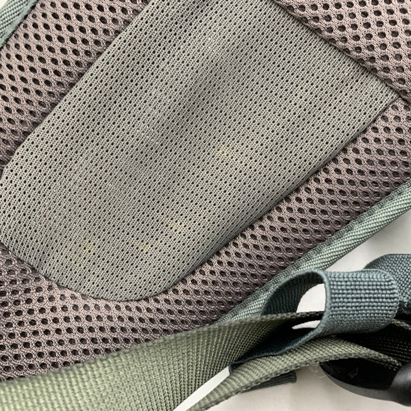 【現状渡し品】【メンズ/レディース】 patagonia パタゴニア STEALTH HIP PACK 48140FA13 ステルス ヒップ パック バッグ カバン 鞄 188-260721-as-02-izu カラー：カーキ 万代Net店
