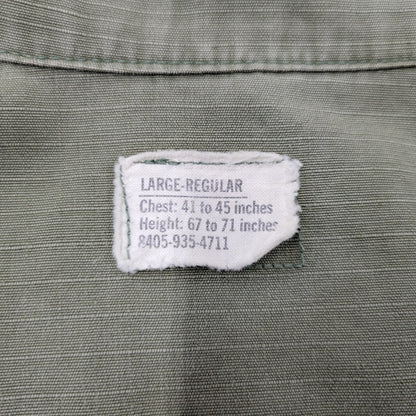 【中古品】【メンズ】 U.S.ARMY ユーエスアーミー 8405-935-4711 DSA100-69-C-1362 COMBAT TROPICAL RIP-STOP JUNGLE FATIGUE JACKET ジャケット 146-260723-kh-11-izu サイズ：LARGE-REGULAR カラー：カーキ 万代Net店