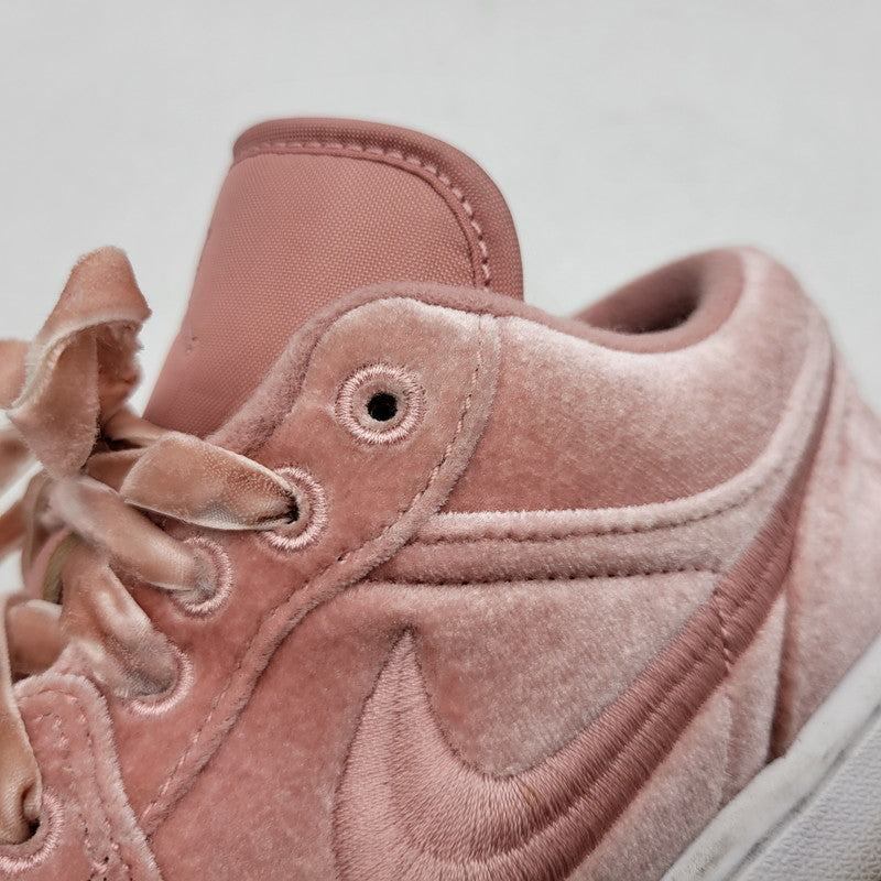 【中古品】【メンズ/レディース】 NIKE ナイキ DQ8396-600 WOMEN'S AIR JORDAN 1 LOW ウィメンズ エア ジョーダン 1 ロー スニーカー 靴 160-260726-kh-15-izu サイズ：25.5 カラー：RUST PINK/RUST PINK-WHITE 万代Net店