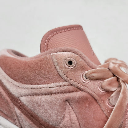 【中古品】【メンズ/レディース】 NIKE ナイキ DQ8396-600 WOMEN'S AIR JORDAN 1 LOW ウィメンズ エア ジョーダン 1 ロー スニーカー 靴 160-260726-kh-15-izu サイズ：25.5 カラー：RUST PINK/RUST PINK-WHITE 万代Net店