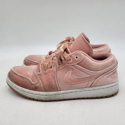 【中古品】【メンズ/レディース】 NIKE ナイキ DQ8396-600 WOMEN'S AIR JORDAN 1 LOW ウィメンズ エア ジョーダン 1 ロー スニーカー 靴 160-260726-kh-15-izu サイズ：25.5 カラー：RUST PINK/RUST PINK-WHITE 万代Net店