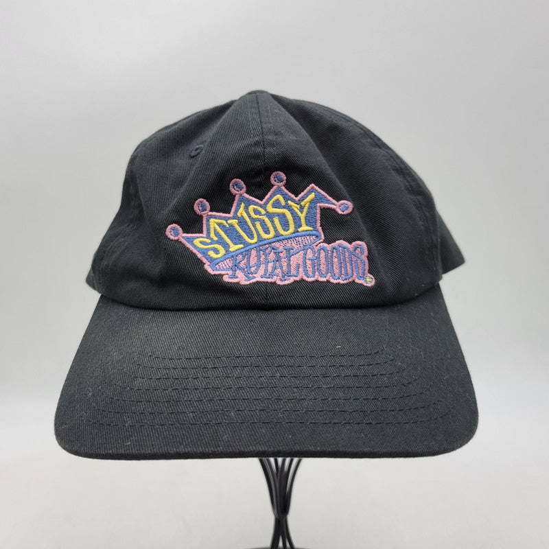 【中古品】【メンズ/レディース】 STUSSY ステューシー ROYAL GOODS LOW PRO CAP ロゴ キャップ 帽子 185-260726-kh-12-izu サイズ：F カラー：ブラック 万代Net店