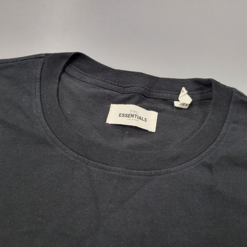 【中古品】【メンズ】 FEAR OF GOD ESSENTIALS フィア オブ ゴッド エッセンシャルズ BACK LOGO OVERSIZE L S TEE バック ロゴ オーバーサイズ Tシャツ 長袖 トップス 142-260726-yn-05-izu サイズ：M カラー：ブラック 万代Net店