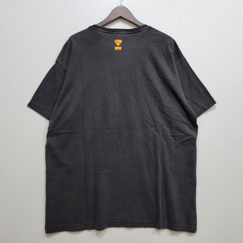 【中古品】【メンズ】 KITH キス × SUPERMAN スーパーマン KHM033851 LIGHTNING VINTAGE TEE(2025 MOVIE) ライトニング ヴィンテージ Tシャツ トップス 142-260725-kh-08-izu サイズ：XL カラー：ブラック 万代Net店