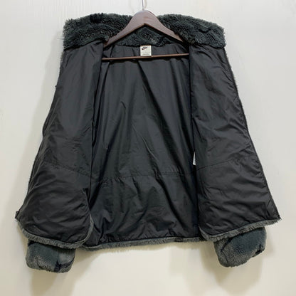 【中古品】【メンズ】 NIKE ナイキ DQ6843-070 AS W NSW FX FUR AOP JKT フェイクファー ジャケット アウター 148-260727-ya-05-izu サイズ：L カラー：グレー系 万代Net店