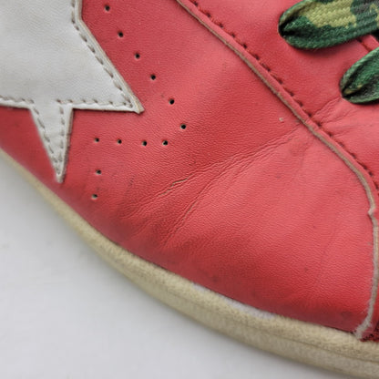 【現状渡し品】【メンズ】 A BATHING APE アベイシングエイプ SHARK LEATHER BIG TONGUE ULTRA SKULL STA HI シャーク レザー ビッグ タング ウルトラ スカル エスティーエー ハイ スニーカー 靴 162-260727-ya-15-izu サイズ：27.5cm カラー：レッド×ホワイト 万代Net店