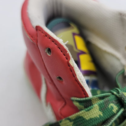 【現状渡し品】【メンズ】 A BATHING APE アベイシングエイプ SHARK LEATHER BIG TONGUE ULTRA SKULL STA HI シャーク レザー ビッグ タング ウルトラ スカル エスティーエー ハイ スニーカー 靴 162-260727-ya-15-izu サイズ：27.5cm カラー：レッド×ホワイト 万代Net店