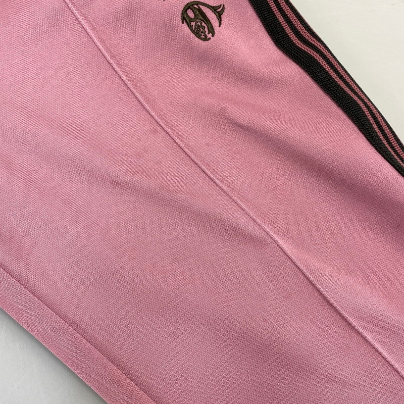 【中古品】【メンズ】 NEEDLES × KAE TANAKA ニードルス カエ タナカ QV428 TRACK PANT トラック パンツ ボトムス ズボン 151-260728-cs-02-izu サイズ：S カラー：ピンク×チャコール 万代Net店