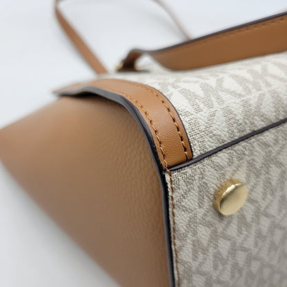 【中古品】【レディース】 Michael Kors マイケルコース CHANTAL MK TOTE BAG 30F2G7CT3B シャンタル シグネチャー トートバッグ カバン 鞄 188-260731-ay-02-izu カラー：ベージュ×ブラウン 万代Net店