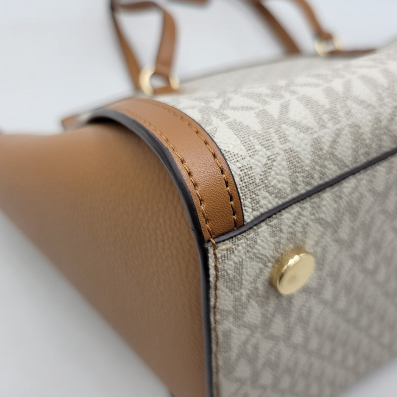 【中古品】【レディース】 Michael Kors マイケルコース CHANTAL MK TOTE BAG 30F2G7CT3B シャンタル シグネチャー トートバッグ カバン 鞄 188-260731-ay-02-izu カラー：ベージュ×ブラウン 万代Net店