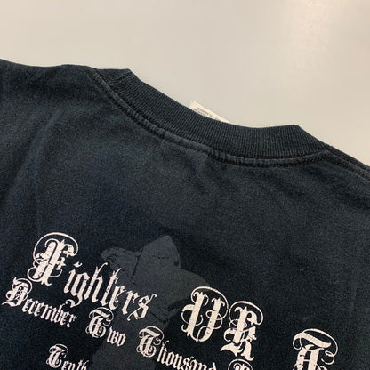 【中古品】【メンズ】 GILDAN ギルダン FOO FIGHTERS UK TOUR 2005 LS TEE ロングスリーブ Tシャツ 長袖 トップス 146-260731-ay-08-izu サイズ：M カラー：ブラック 万代Net店
