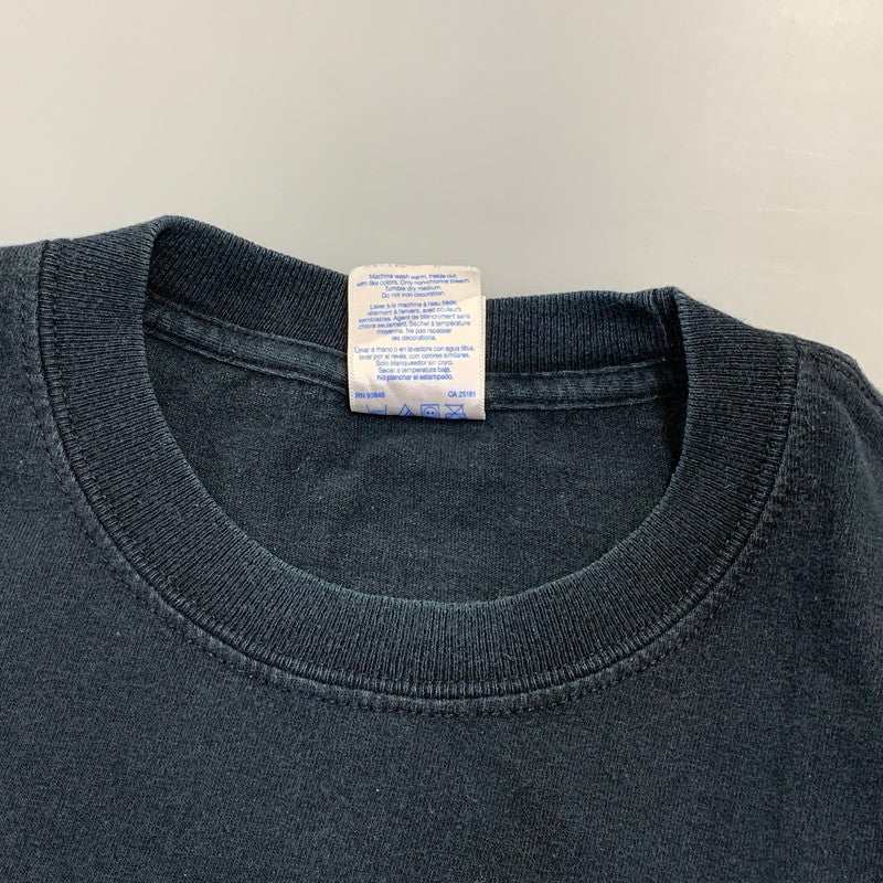 【中古品】【メンズ】 GILDAN ギルダン FOO FIGHTERS UK TOUR 2005 LS TEE ロングスリーブ Tシャツ 長袖 トップス 146-260731-ay-08-izu サイズ：M カラー：ブラック 万代Net店