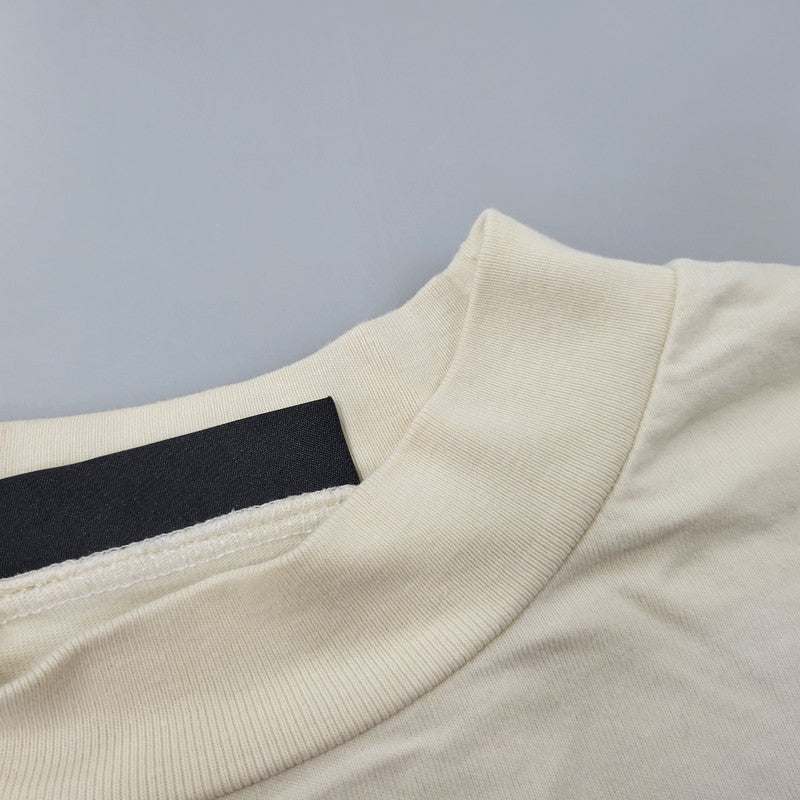 【中古品】【メンズ】 FEAR OF GOD ESSENTIALS フィア オブ ゴッド エッセンシャルズ RUBBER CENTER LOGO ラバー センター ロゴ L S TEE ロングスリーブ Tシャツ トップス 長袖 142-260802-ya-01-izu サイズ：XL カラー：ベージュ 万代Net店