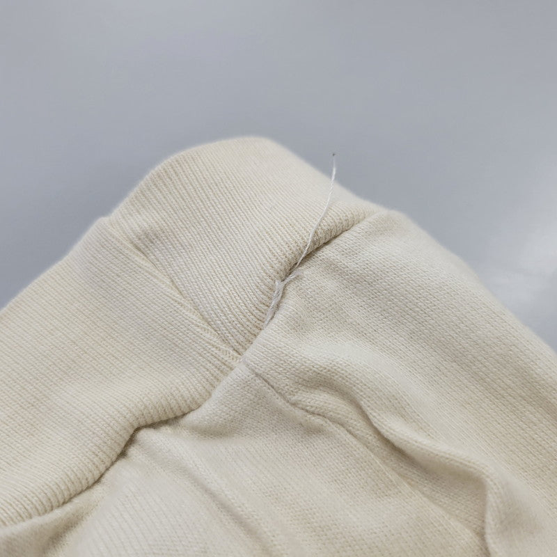 【中古品】【メンズ】 FEAR OF GOD ESSENTIALS フィア オブ ゴッド エッセンシャルズ RUBBER CENTER LOGO ラバー センター ロゴ L S TEE ロングスリーブ Tシャツ トップス 長袖 142-260802-ya-01-izu サイズ：XL カラー：ベージュ 万代Net店