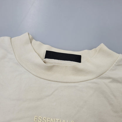 【中古品】【メンズ】 FEAR OF GOD ESSENTIALS フィア オブ ゴッド エッセンシャルズ RUBBER CENTER LOGO ラバー センター ロゴ L S TEE ロングスリーブ Tシャツ トップス 長袖 142-260802-ya-01-izu サイズ：XL カラー：ベージュ 万代Net店