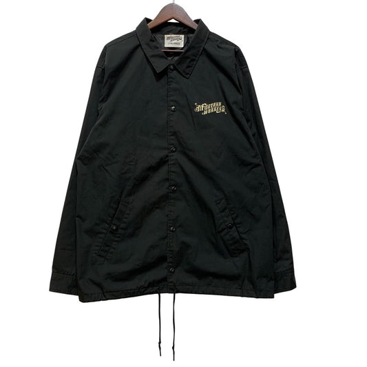 【中古品】【メンズ】 MUSTARD WORKERS マスタードワーカーズ LOGO COACH JACKET ロゴ コーチジャケット 刺繍 145-260802-as-16-izu サイズ：2XL カラー：ブラック 万代Net店