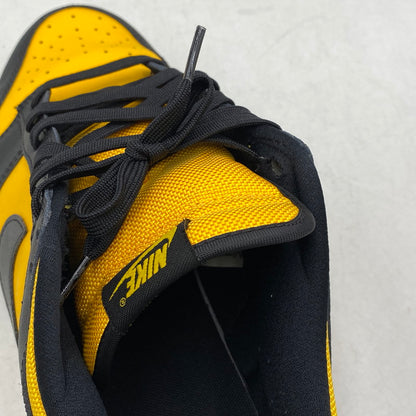 【中古品】【メンズ】 NIKE ナイキ FZ4618-001 DUNK LOW ダンク ロー スニーカー シューズ 靴 160-260803-yn-01-izu サイズ：30cm カラー：ブラック/ユニバーシティゴールド 万代Net店
