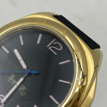 【中古品】【メンズ/レディース】 COACH コーチ 155.2.34.2212 QUARTZ WATCH クォーツ ウォッチ 腕時計 197-260803-yn-08-izu カラー：ゴールド×ブラック 万代Net店