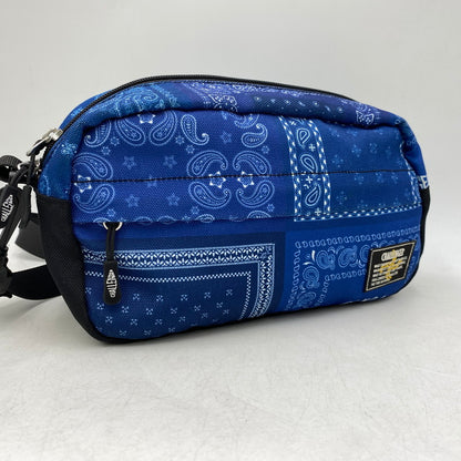 【中古品】【メンズ/レディース】 CHALLENGER チャレンジャー CLG-AC 022-014 BANDANA SHOULDER POUCH バンダナ ショルダー ポーチ カバン 鞄 188-260731-cs-10-izu カラー：ブルー 万代Net店