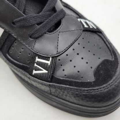 【中古品】【メンズ】 Valentino Garavani ヴァレンティノ・ガラヴァーニ VLTN ALLOVER PRINT HI CUT SNEAKERS TVE03Y2 オールオーバープリント ハイカット スニーカー 靴 183-260801-as-06-izu サイズ：43 カラー：ブラック 万代Net店