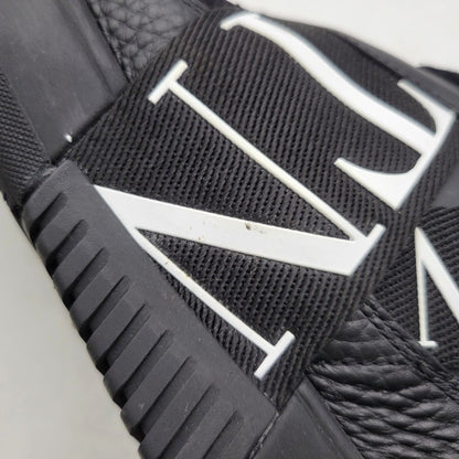 【中古品】【メンズ】 Valentino Garavani ヴァレンティノ・ガラヴァーニ VLTN ALLOVER PRINT HI CUT SNEAKERS TVE03Y2 オールオーバープリント ハイカット スニーカー 靴 183-260801-as-06-izu サイズ：43 カラー：ブラック 万代Net店