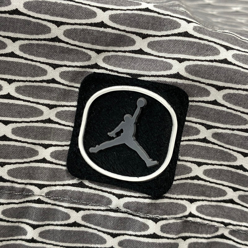 【中古品】【メンズ】 OLD NIKE JORDAN BRAND オールド ナイキ ジョーダン ブランド ALL OVER PATTERN COACH SHIRT JACKET オールオーバーパターン コーチシャツジャケット 146-260806-as-02-izu サイズ：L カラー：グレー系 万代Net店