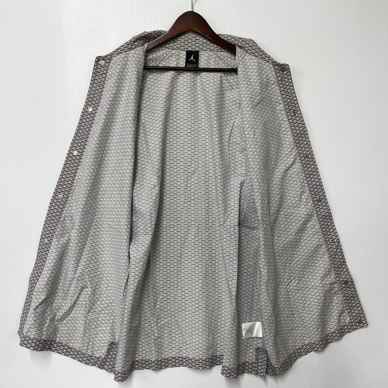 【中古品】【メンズ】 OLD NIKE JORDAN BRAND オールド ナイキ ジョーダン ブランド ALL OVER PATTERN COACH SHIRT JACKET オールオーバーパターン コーチシャツジャケット 146-260806-as-02-izu サイズ：L カラー：グレー系 万代Net店